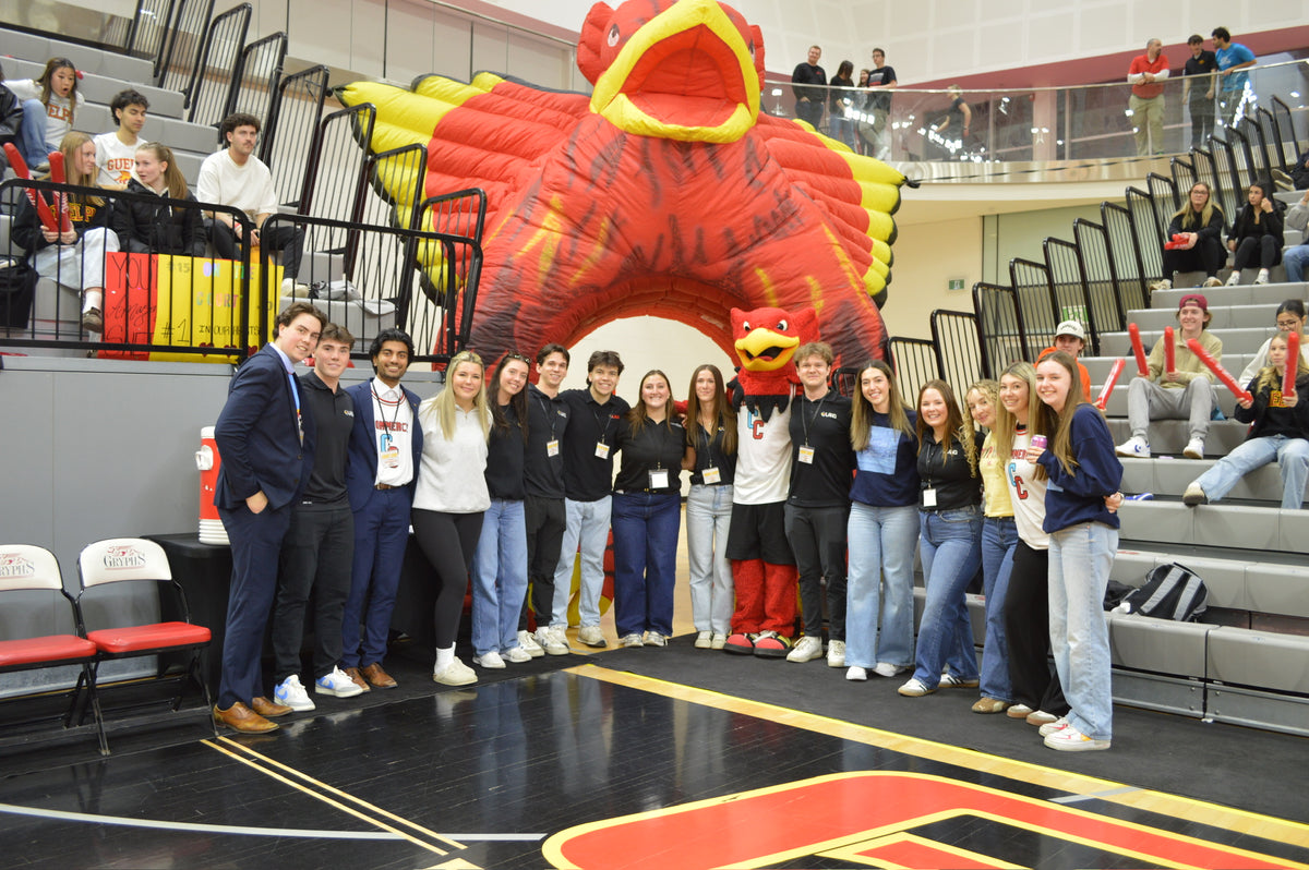 LANG students participating in an LSA student experience